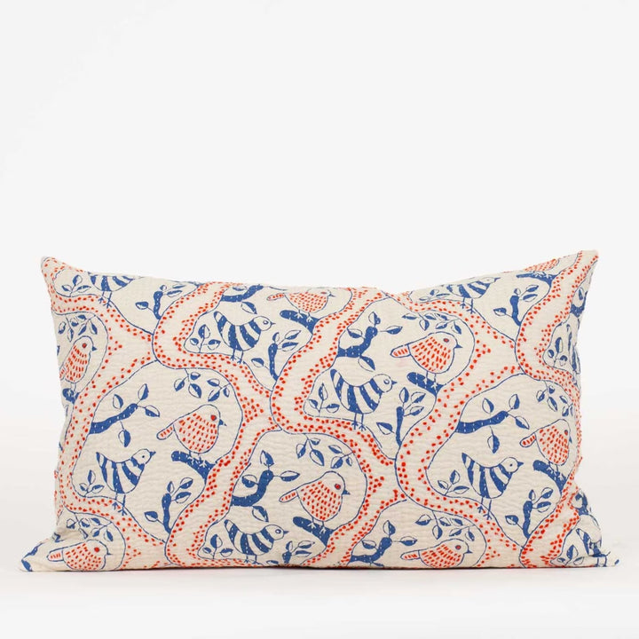 A world of craft Sofakissen Quilt Sofakissen - Vögel blau rot 30 x 50 cm bei Nauli and Stories