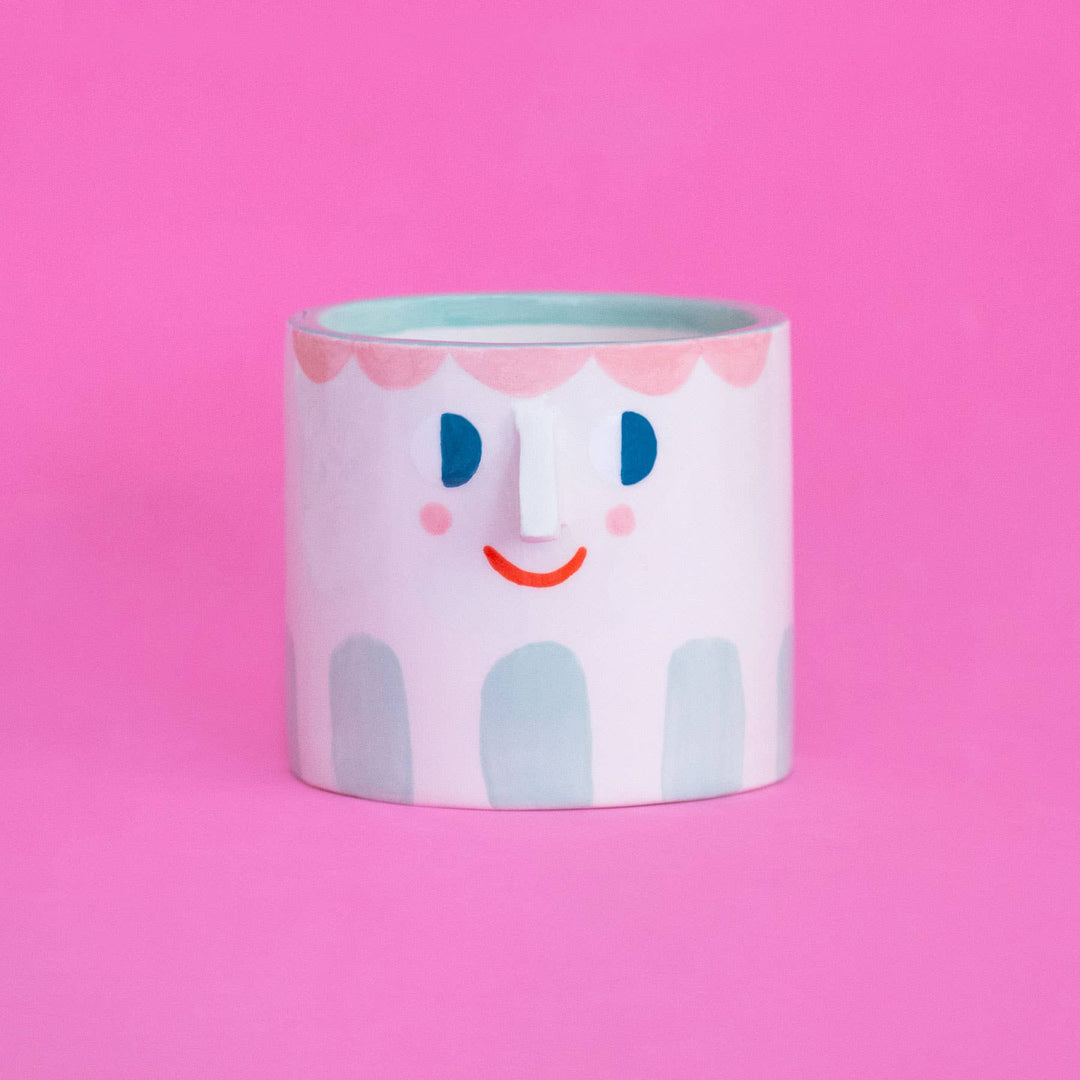 Ana Seixas Blumentopf Blumentopf  |  Friendly Face rosa blau bei Nauli and Stories