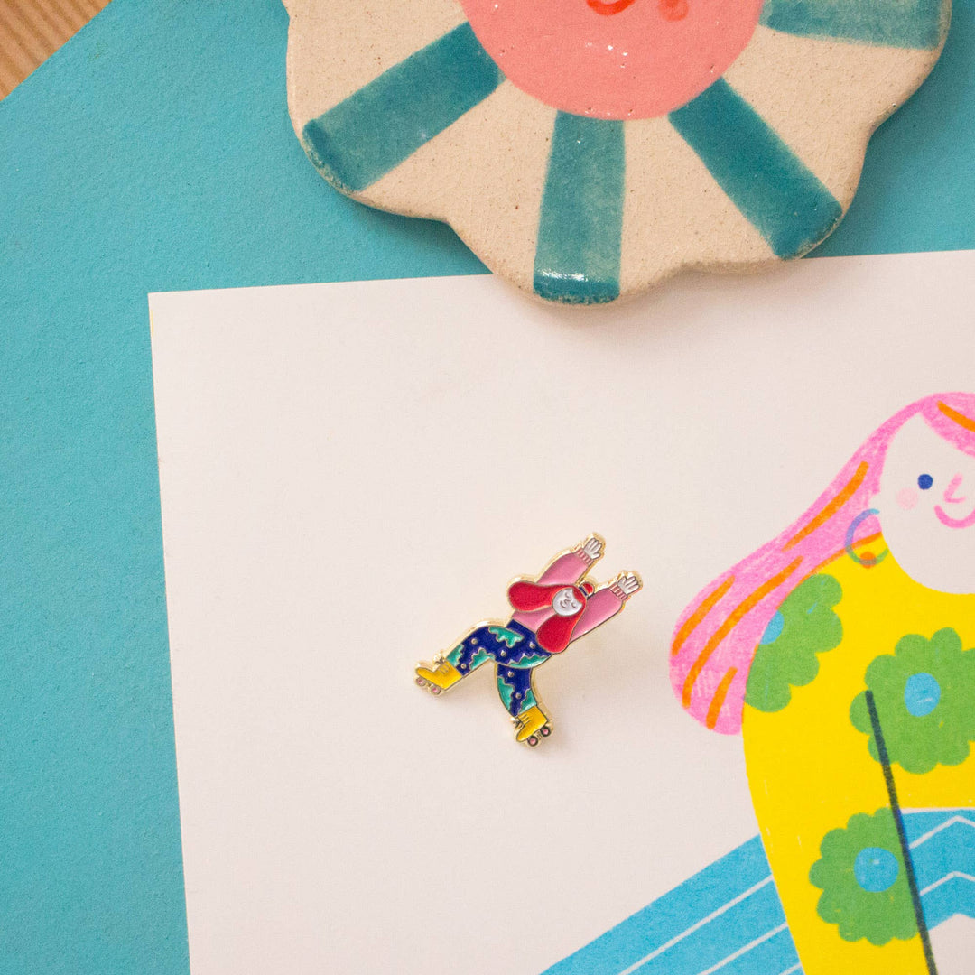 Ana Seixas Roller Skater // Pin bei Nauli and Stories