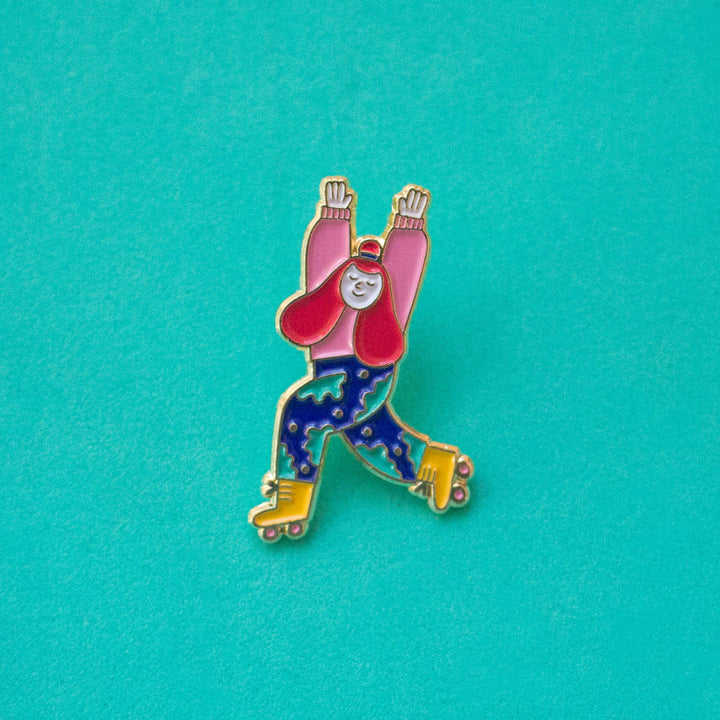 Ana Seixas Roller Skater // Pin bei Nauli and Stories
