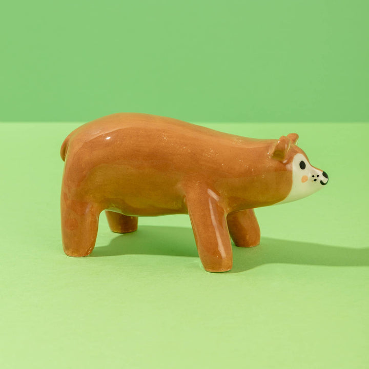 Ana Seixas Skulptur Kleine Keramikskulptur  |  Braunbär bei Nauli and Stories
