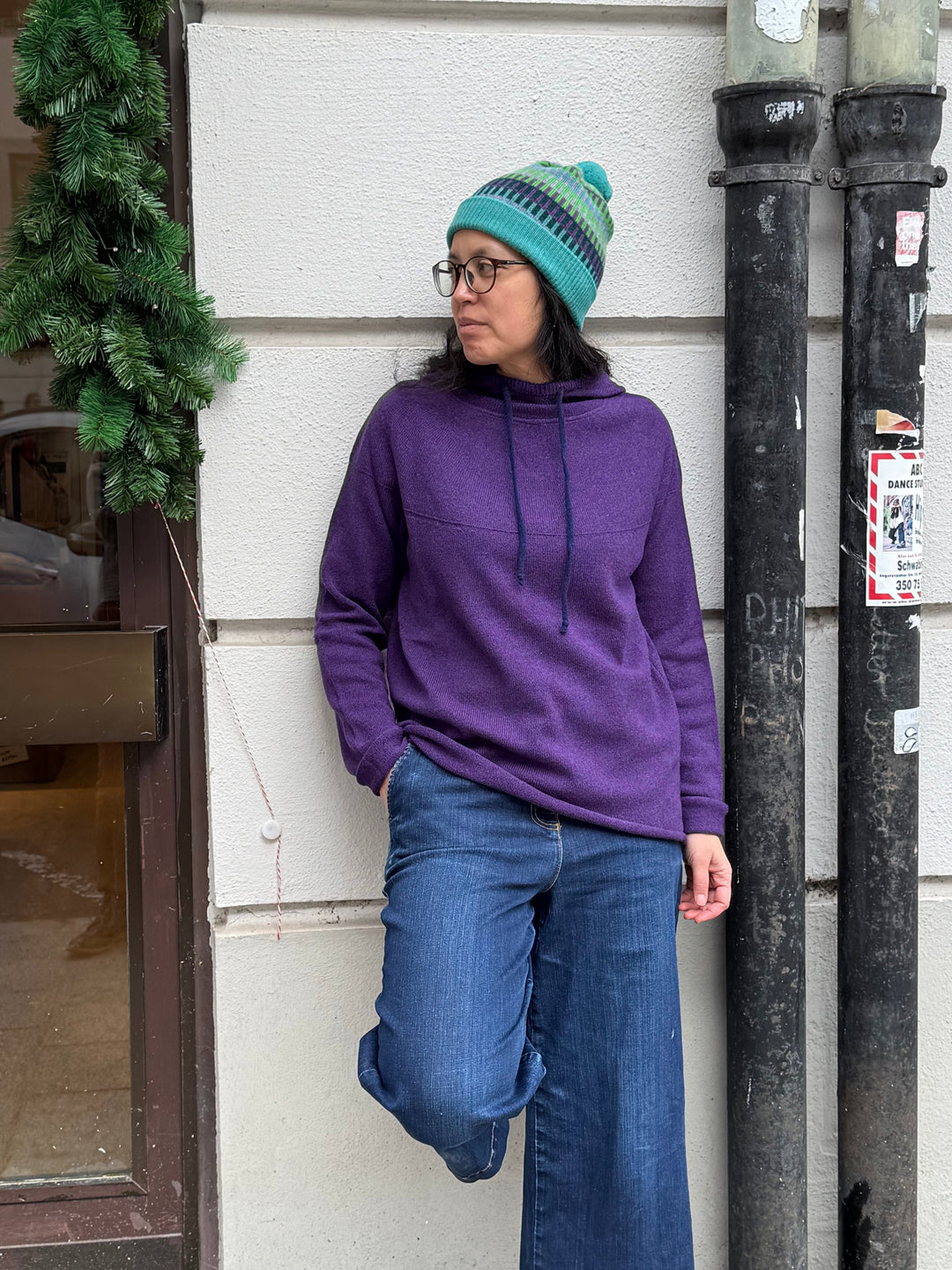 Eribé Pullover Corry Hoody Sweater Aubergine bei Nauli and Stories