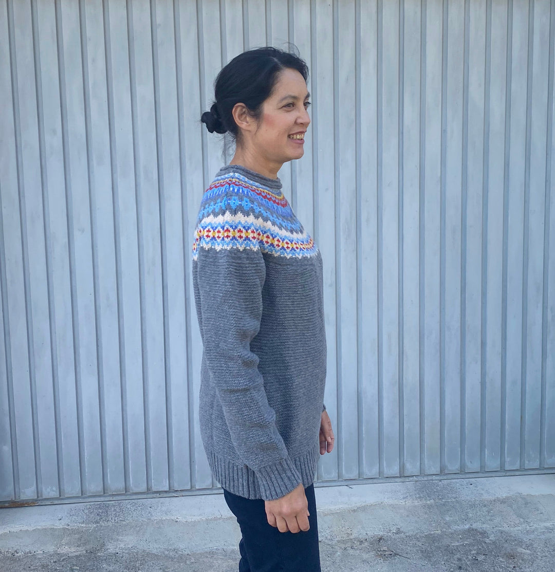 Eribé Pullover Damenpullover aus reiner Wolle  grau - Stonybrek  Solstice bei Nauli and Stories