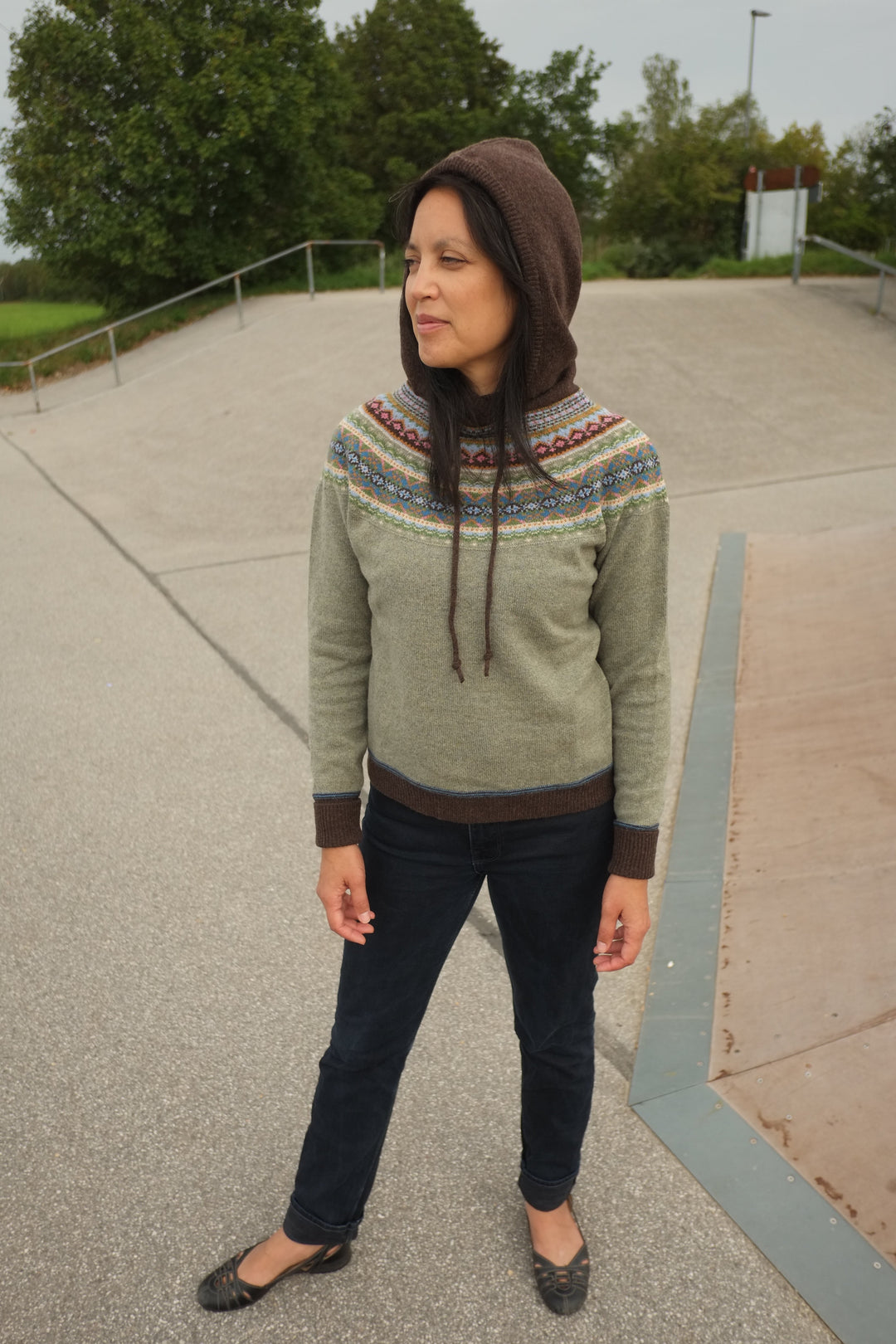 Eribé Pullover Damenpullover mit Kapuze Alpine Willow bei Nauli and Stories