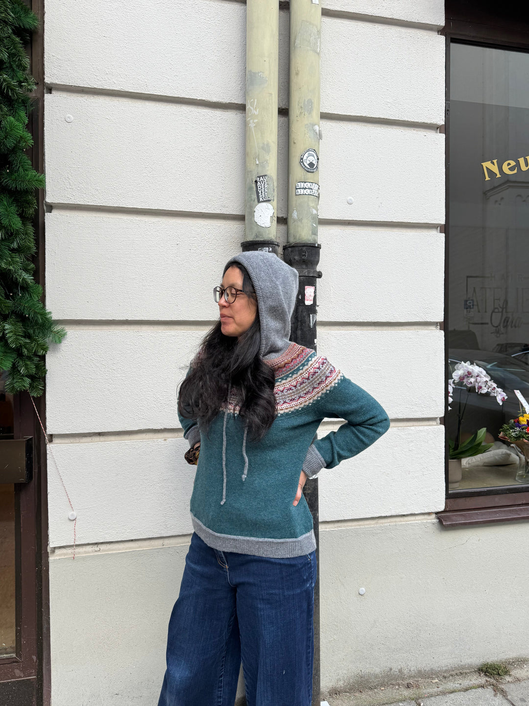 Eribé Pullover Damenpullover mit Kapuze Lugano bei Nauli and Stories