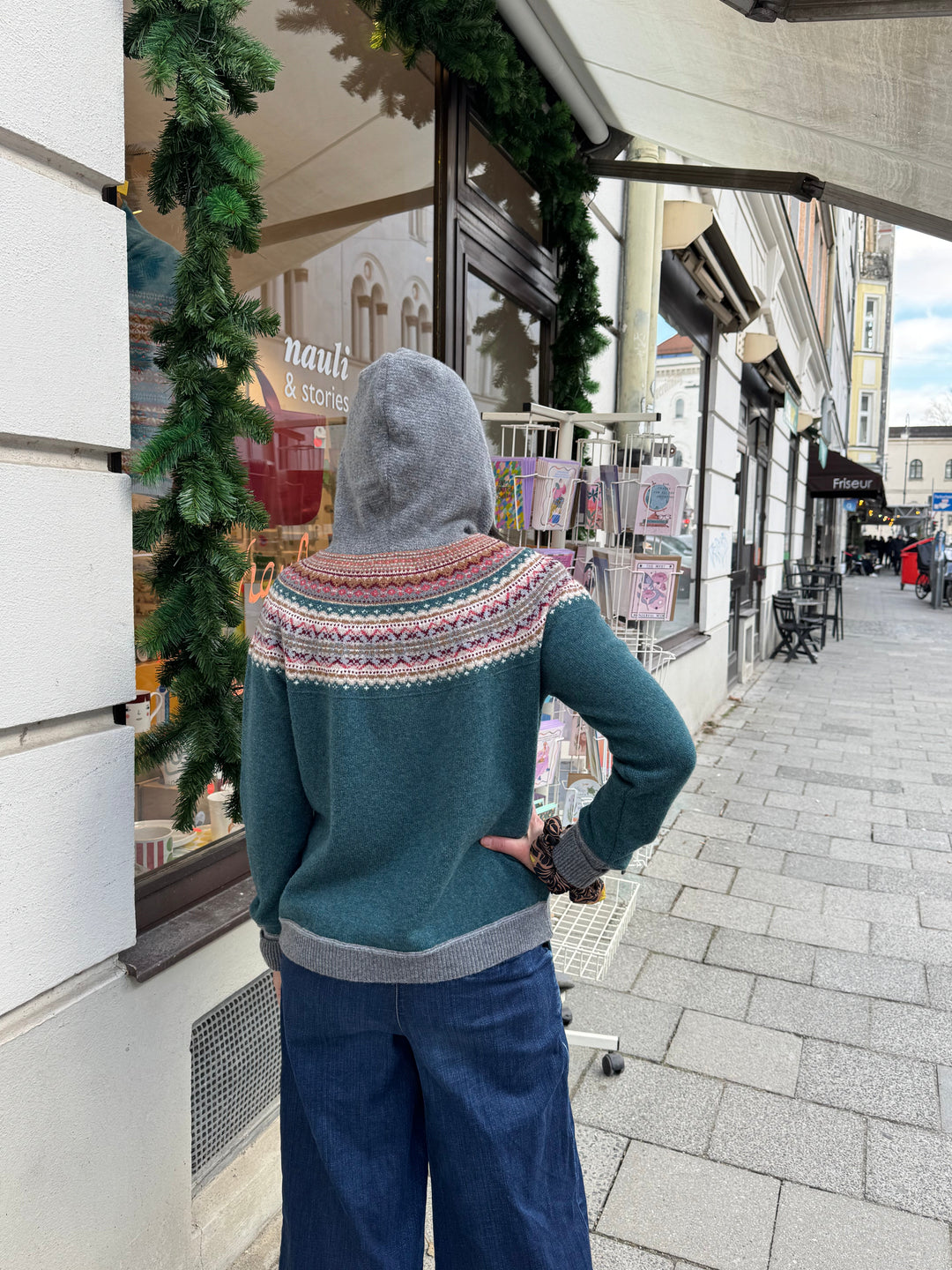 Eribé Pullover Damenpullover mit Kapuze Lugano bei Nauli and Stories