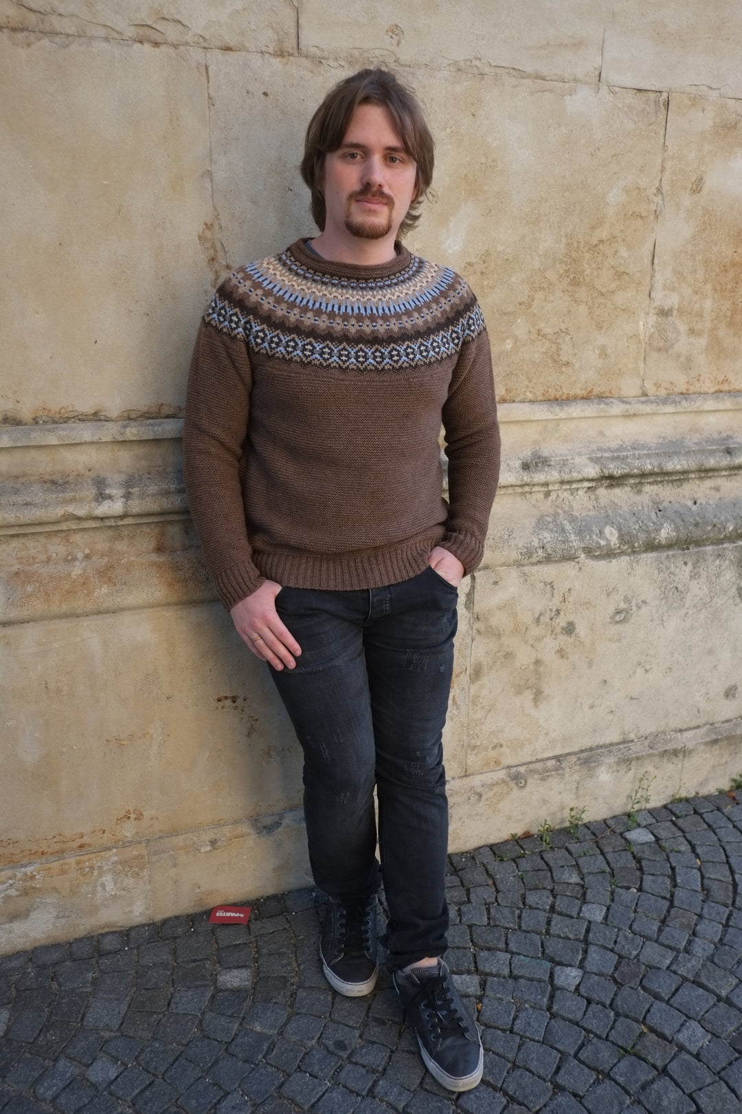 Eribé Pullover Herrenpullover aus reiner Wolle in braun - Stonybrek Sweater Beaver bei Nauli and Stories