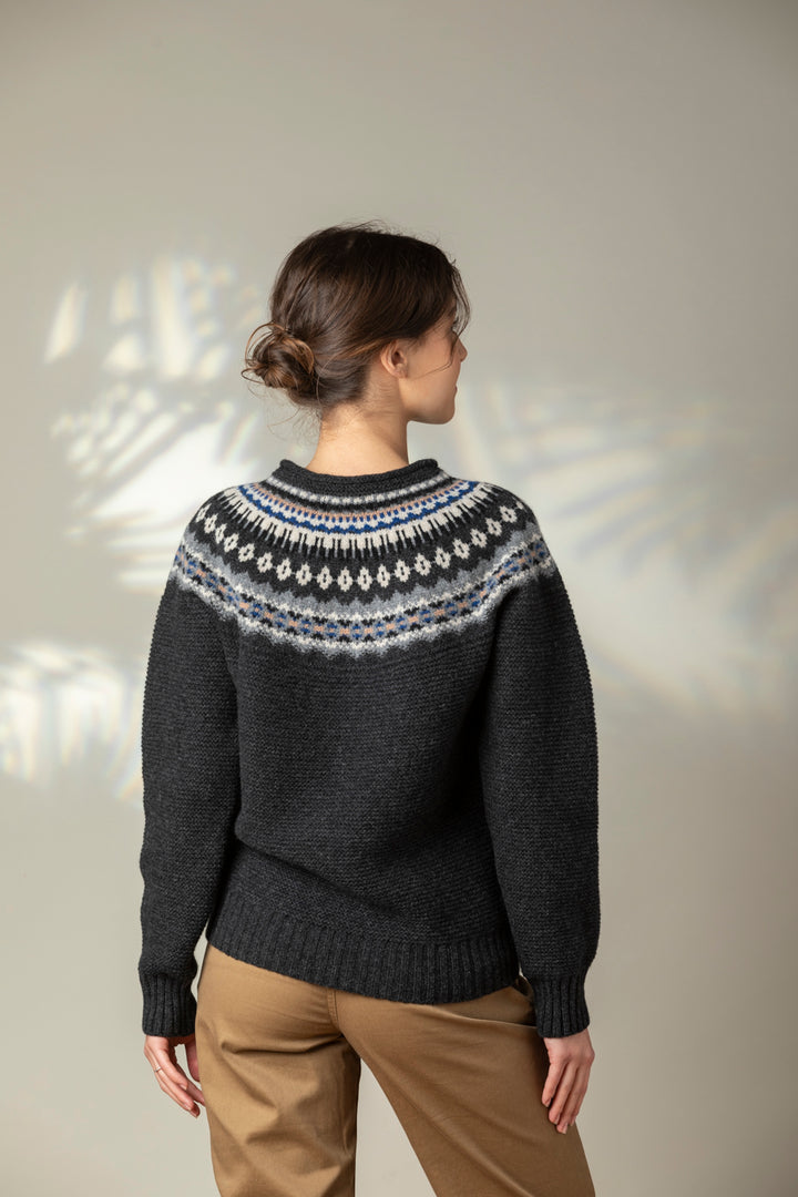 Eribé Pullover Damenpullover Stonybrek Aries bei Nauli and Stories