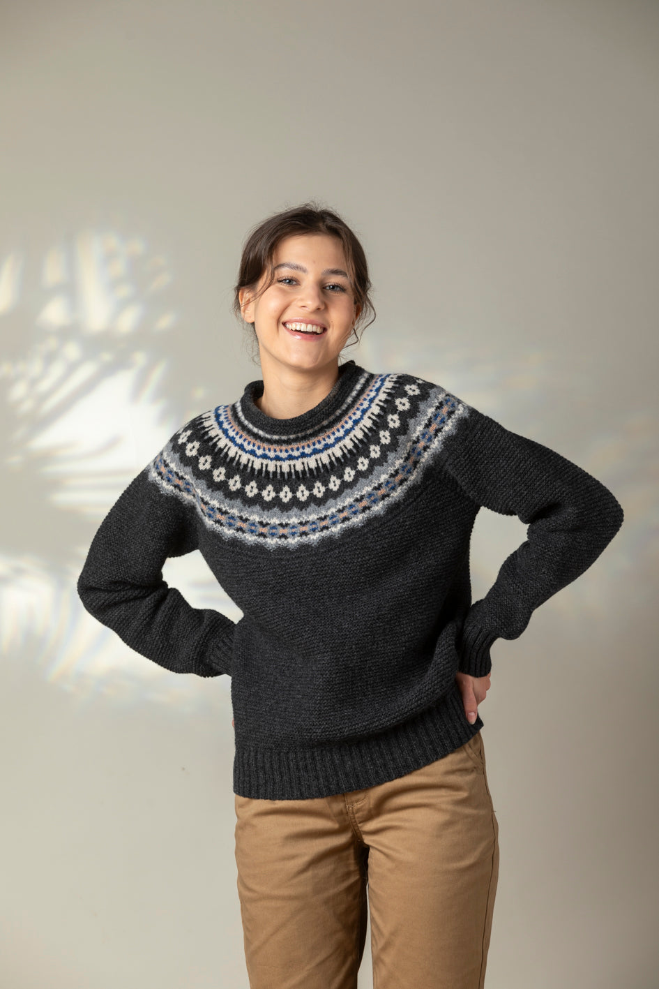 Eribé Pullover Damenpullover Stonybrek Aries bei Nauli and Stories