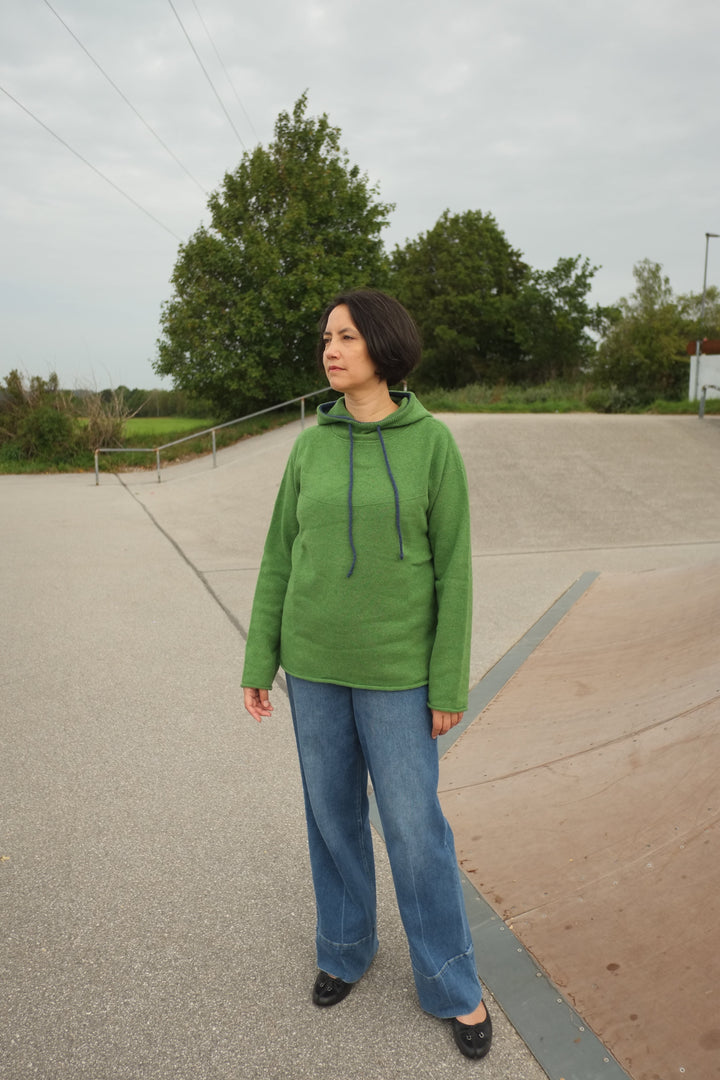 Eribé Pullover Unisex Pullover mit Kapuze - Corry Hoody Sweater Watercress bei Nauli and Stories