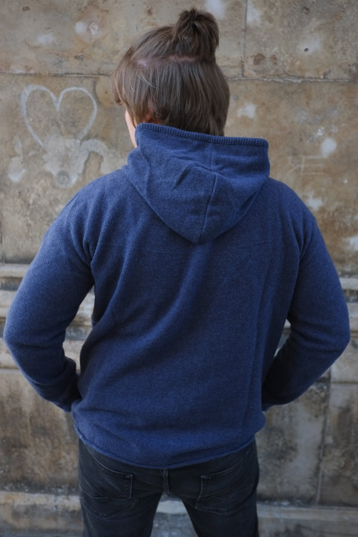 Eribé Pullover Unisex- Pullover mit Kapuze Rhapsody bei Nauli and Stories