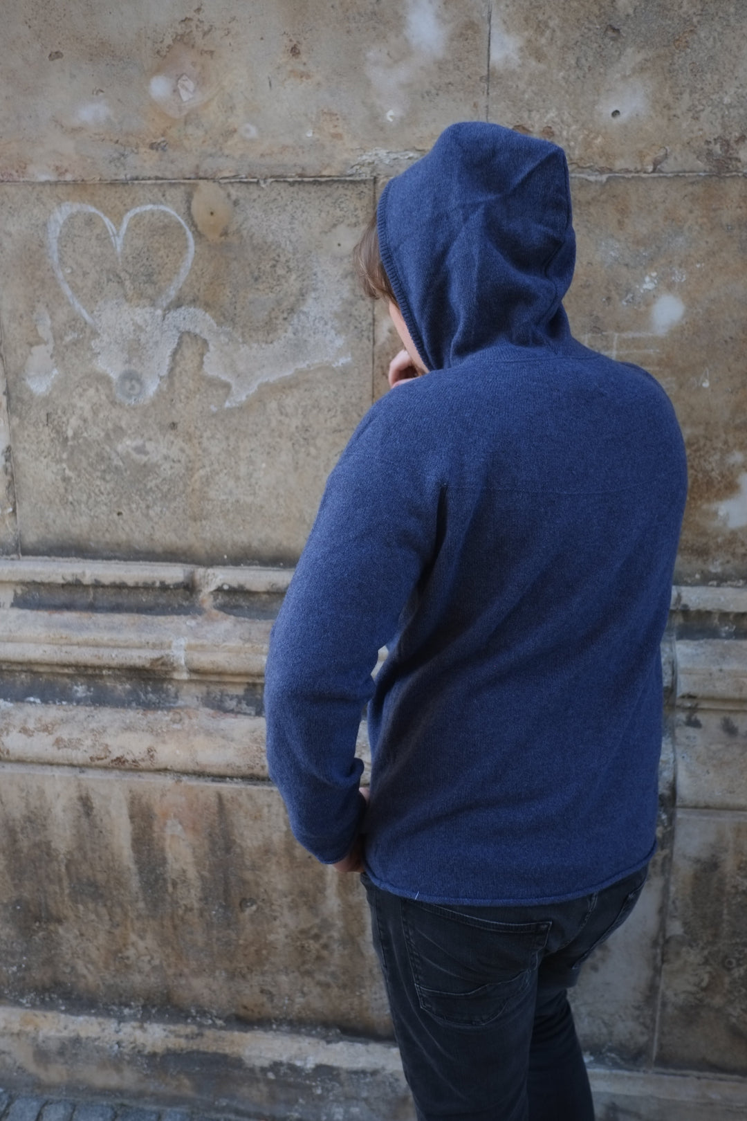 Eribé Pullover Unisex- Pullover mit Kapuze Rhapsody bei Nauli and Stories