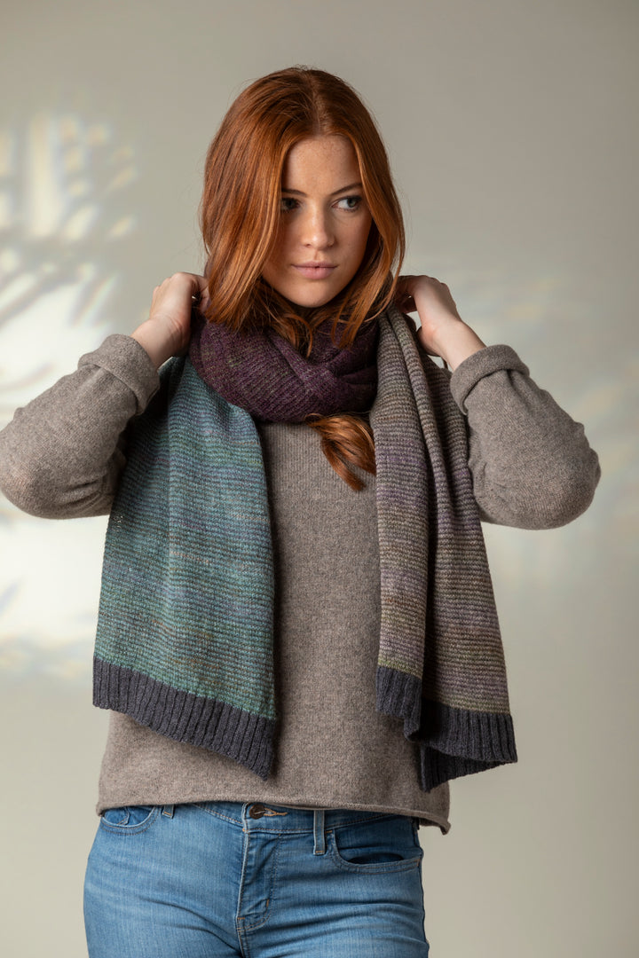 Eribé Schal Treeline Wrap Metallic- breiter Schal aus Lammwolle bei Nauli and Stories