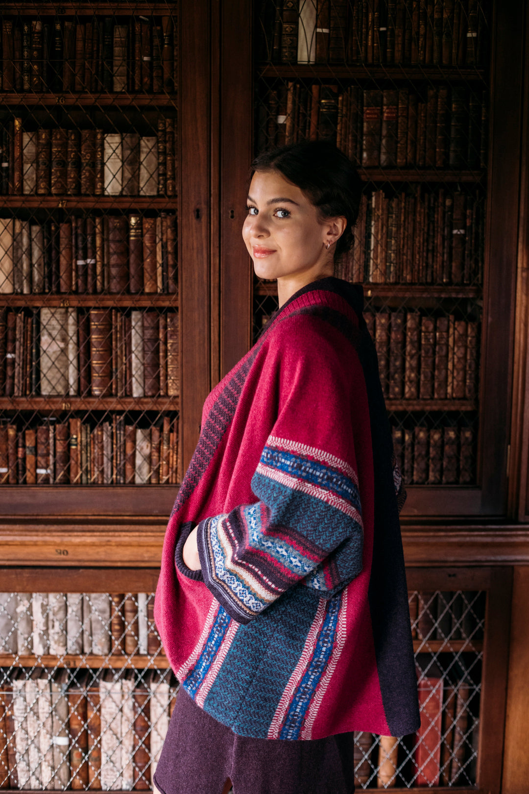 Eribé Strickjacke Jacke Blanket Montrose -  onesize - Bramble bei Nauli and Stories