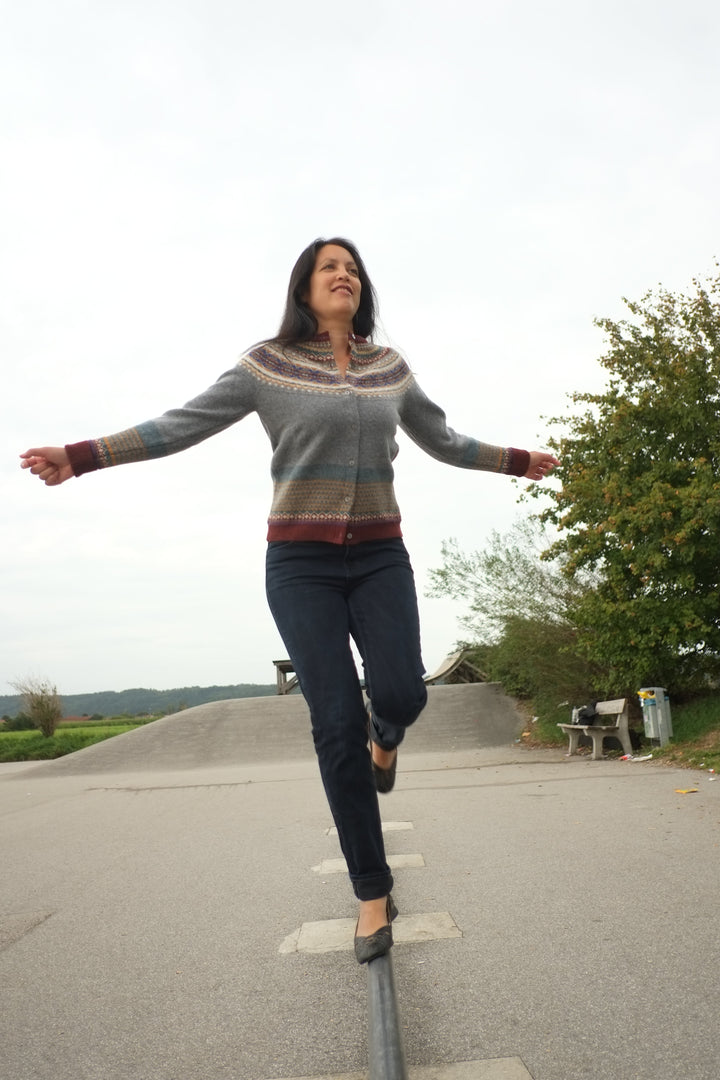 Eribé Strickjacke Strickjacke Alpine Cardigan Arctic bei Nauli and Stories