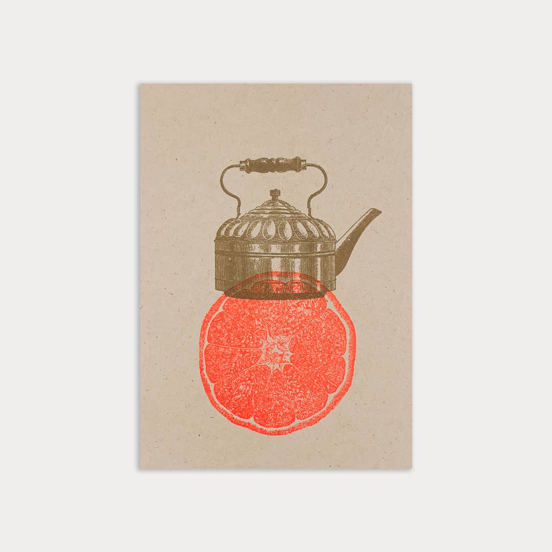 Feingeladen / Togethery Grußkarte misc. Postkarte / Teekessel mit Orange / Pflanzenfarbe / Ökopapier