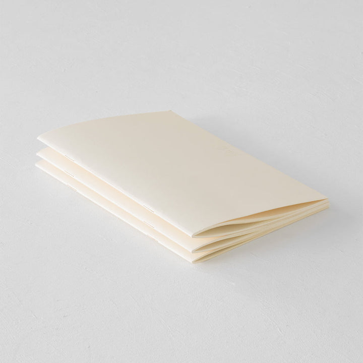 Midori Notizhefte Notizheft DIN A5 | MD Notebook Light Lined (liniert) – 3er Pack bei Nauli and Stories