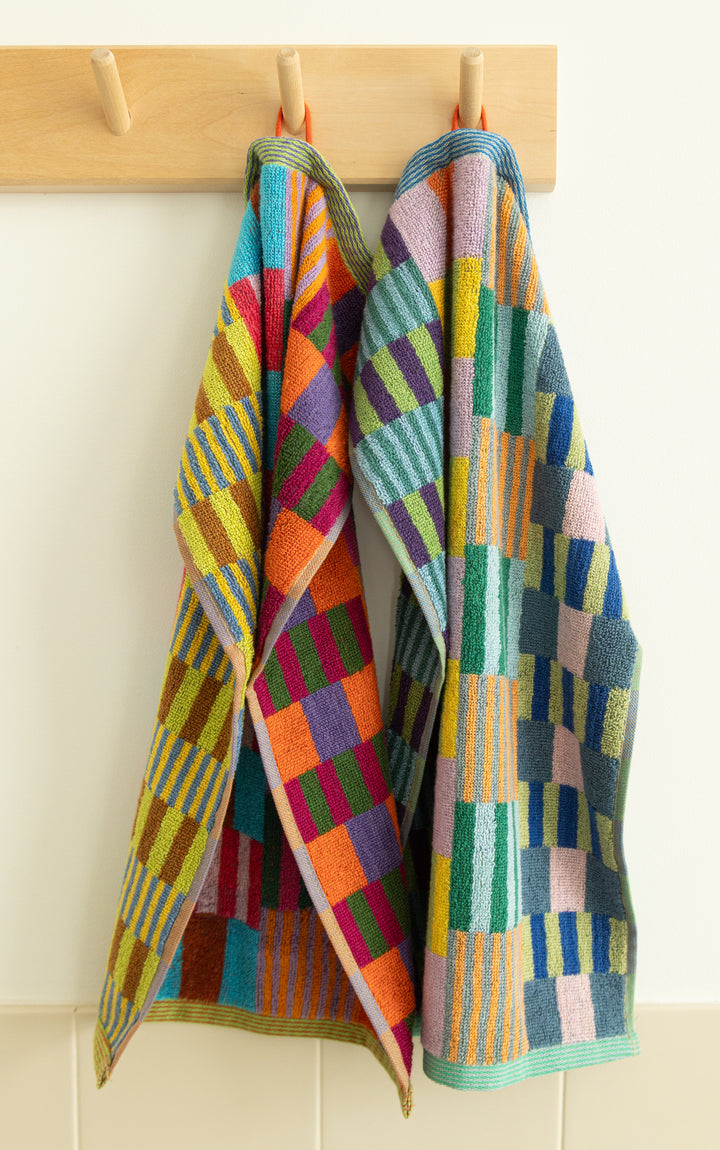 Odds & Ends Handtücher 2-er Set Gästehandtücher Duo #75 Tulip Quilt 30x50cm bei Nauli and Stories