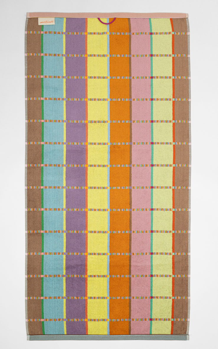 Odds & Ends Handtücher Frottee Badehandtuch #68 criss cross 60x120cm bei Nauli and Stories