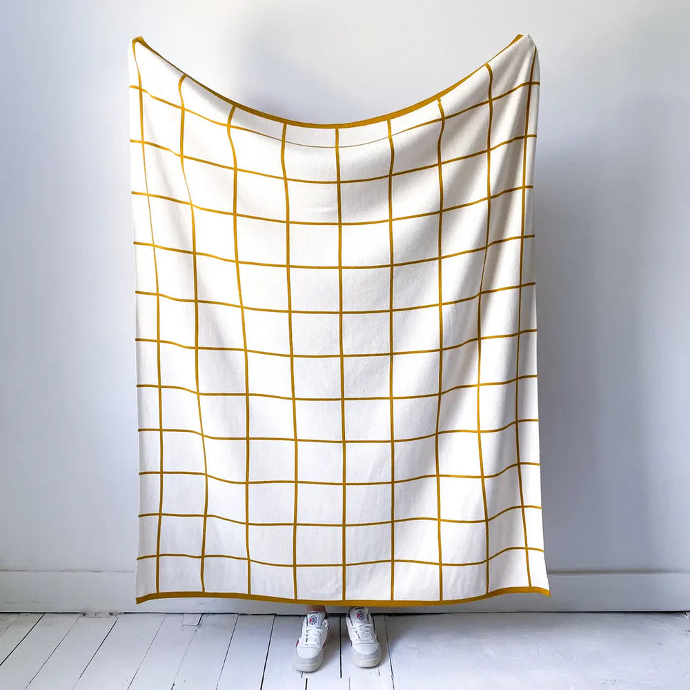 Sophie Home Sofadecke Strickdecke aus Baumwolle — Grid: Citrus bei Nauli and Stories