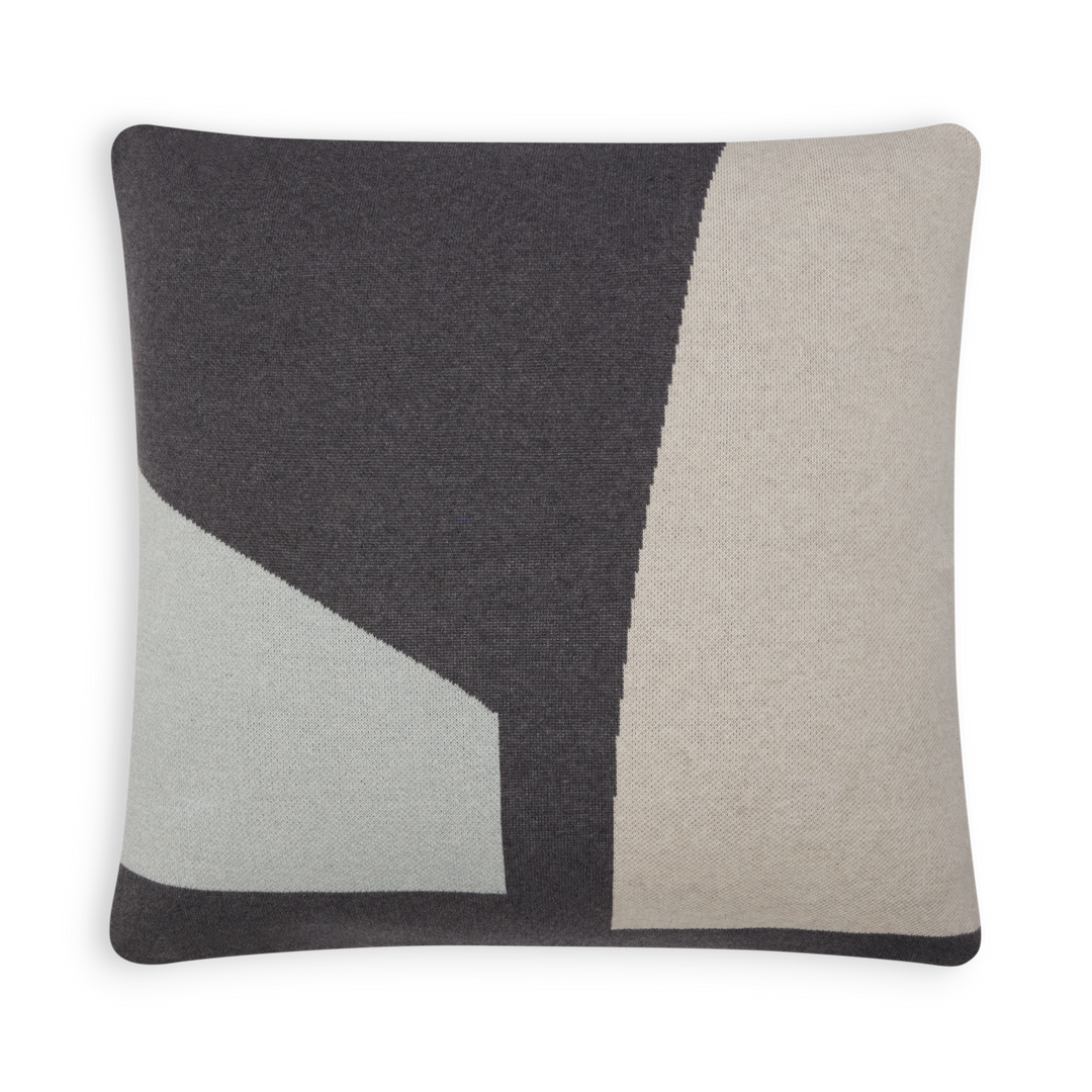 Sophie Home Sofakissen gestricktes Sofakissen - Ilo Grey bei Nauli and Stories