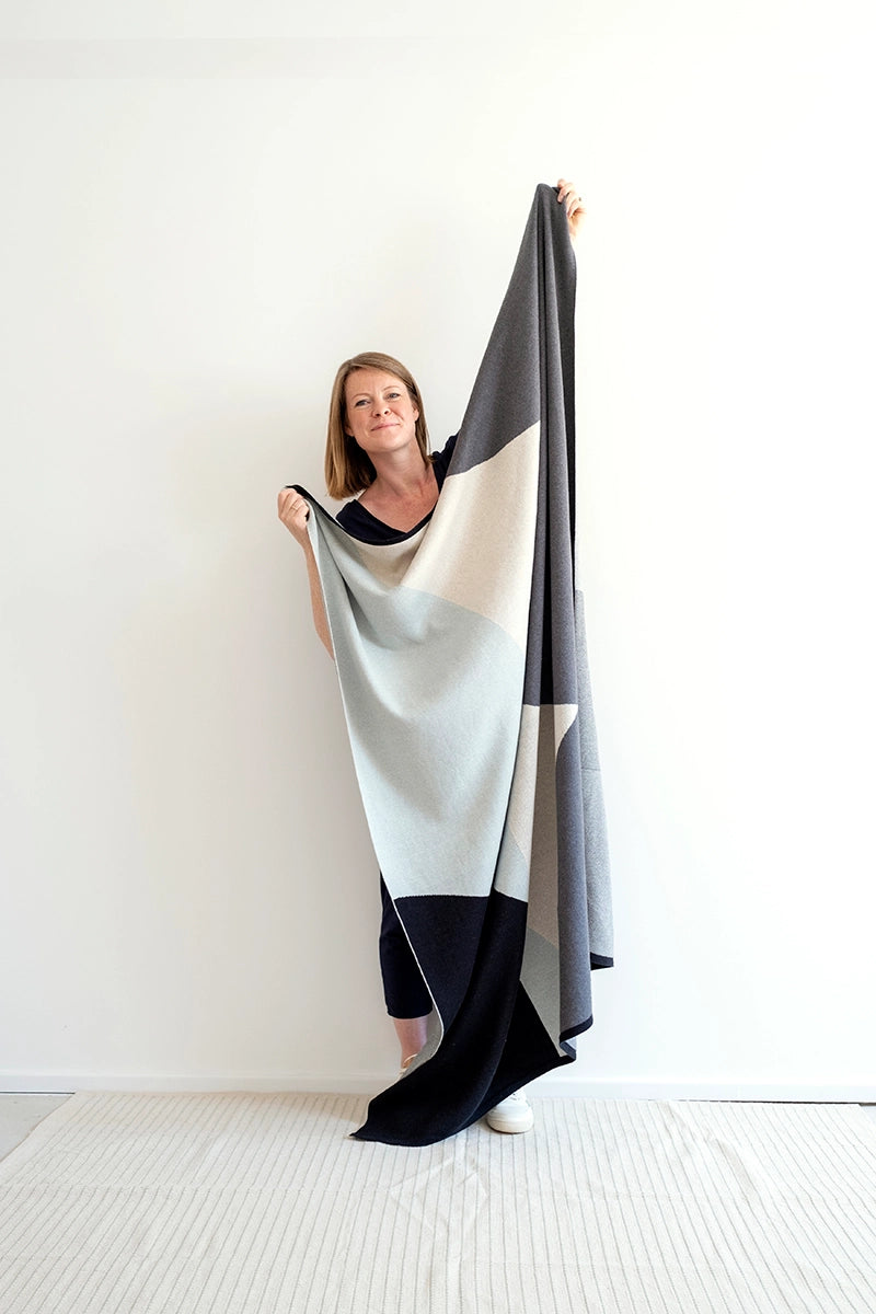 Sophie Home Sofadecke Sofadecke aus Baumwolle - Stille Aqua bei Nauli and Stories