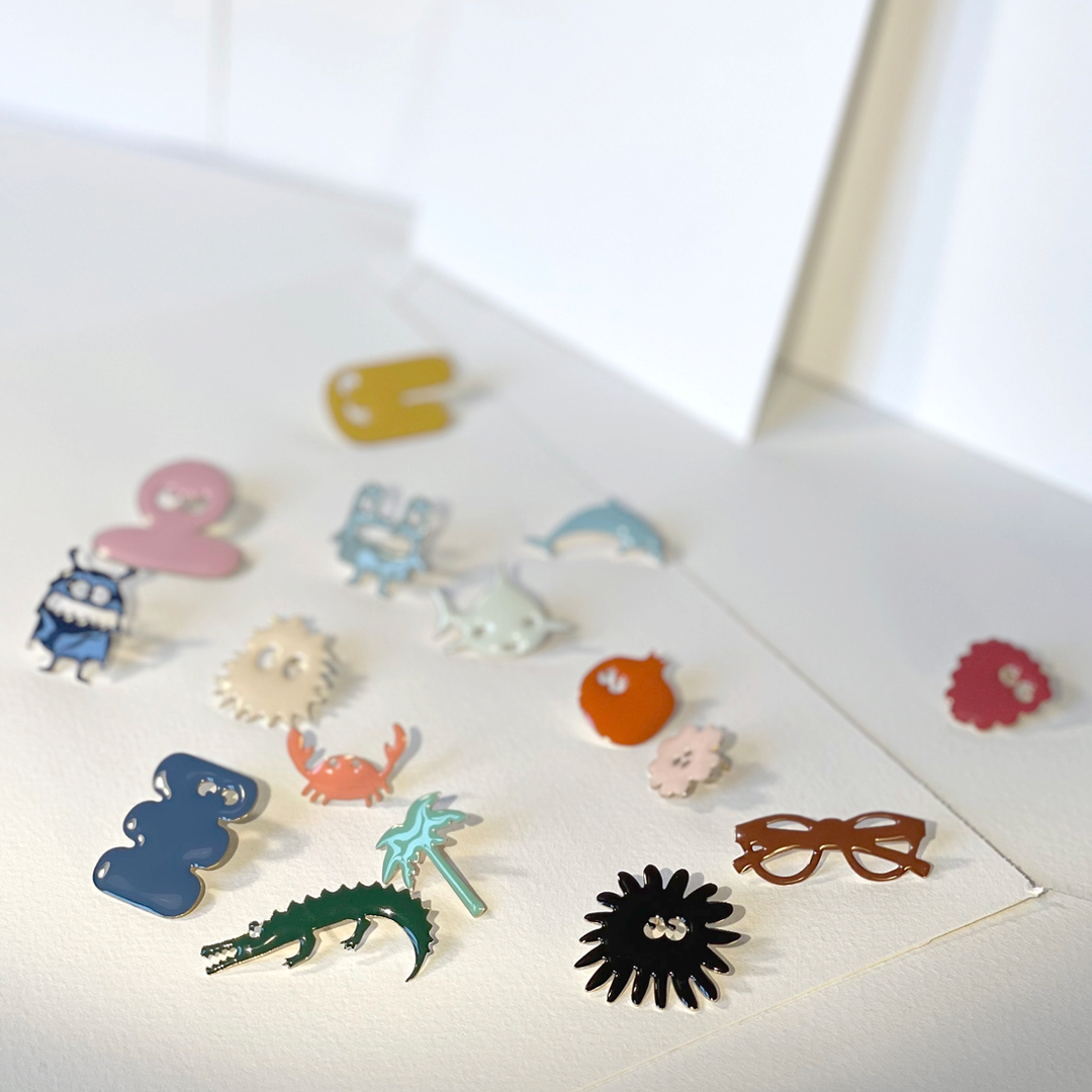 Titlee Pin Anstecknadel Liz bei Nauli and Stories