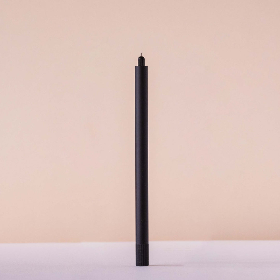 Tom's Studio Fineliner Lumos Pro - Refillable Multi-Tip Pen: Matte Black / Single Tip bei Nauli and Stories