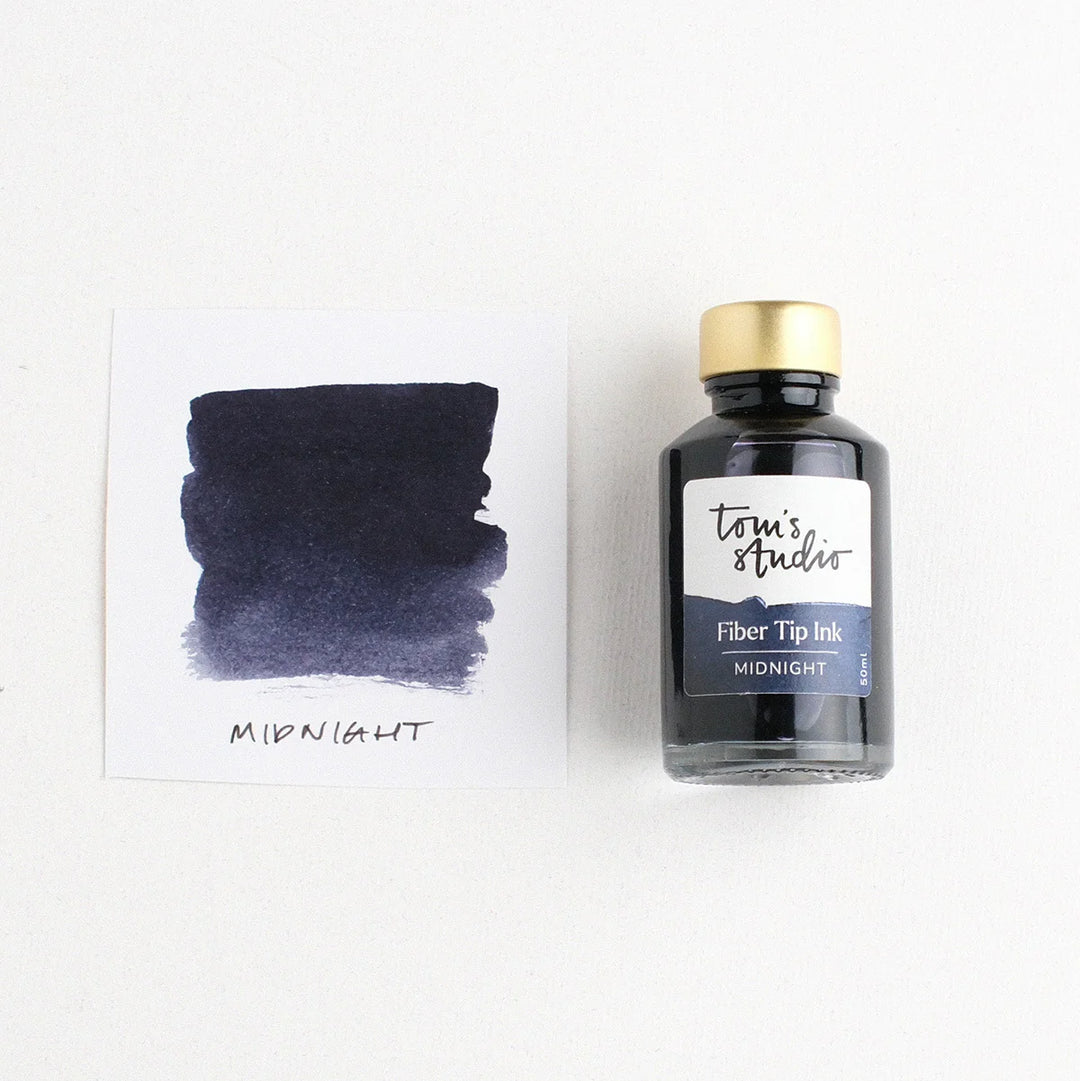 Tom's Studio Füllertinte Fibre Tip Ink - Midnight bei Nauli and Stories