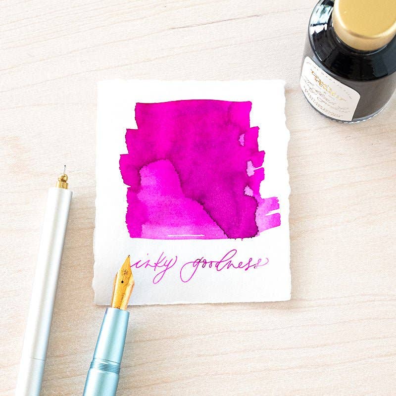 Tom's Studio Füllertinte Fountain Pen Ink - 02 - Raspberry Sorbet bei Nauli and Stories