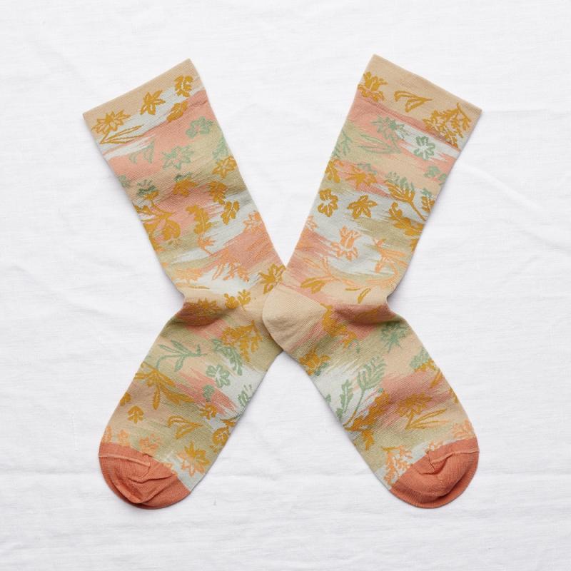 Bonne Maison Socken Socken Sand Domino Paper bei Nauli and Stories