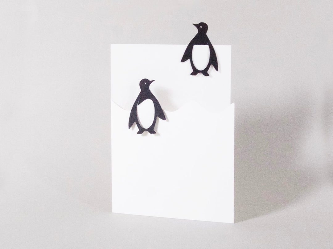 cut & make Hochzeitskarte Pinguin Pärchen Cut out Karte mit Lesezeichen bei Nauli and Stories