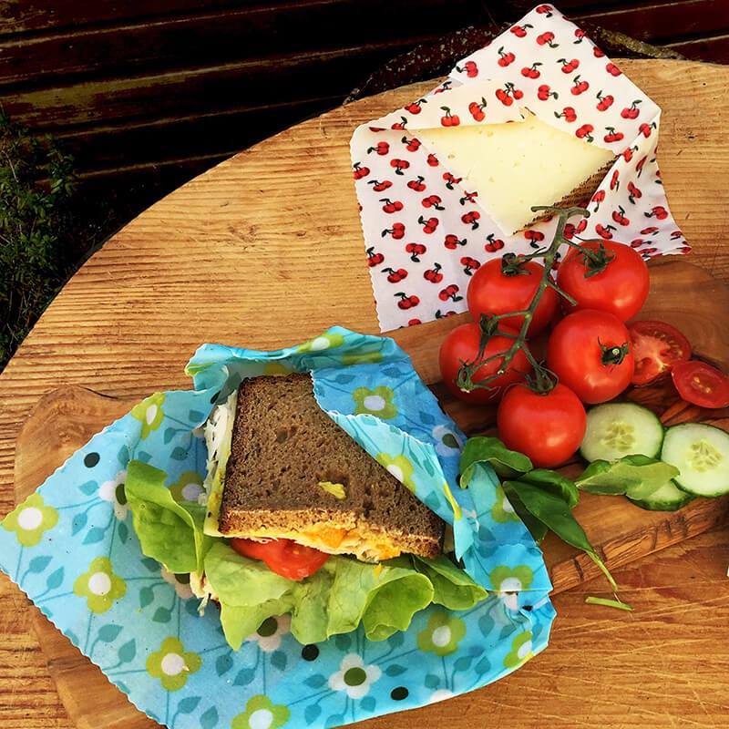 helloGreen Bienenwachstuch BeeGoodies 2er-Set bei Nauli and Stories