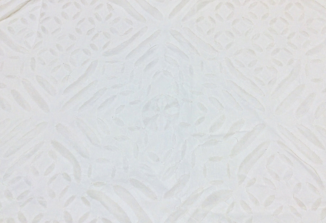 Indradanush Vorhang Vorhang Cutwork weiß auf weiß 125 x 260cm bei Nauli and Stories