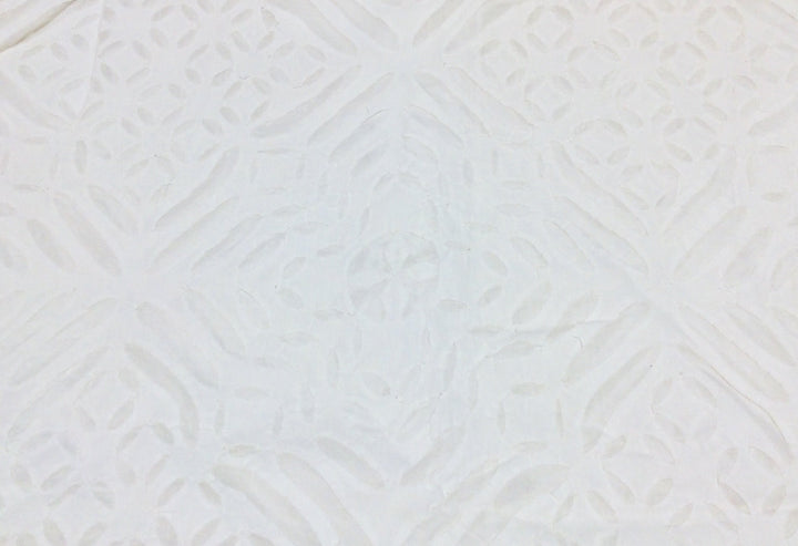 Indradanush Vorhang Vorhang Cutwork weiß auf weiß 125 x 260cm bei Nauli and Stories