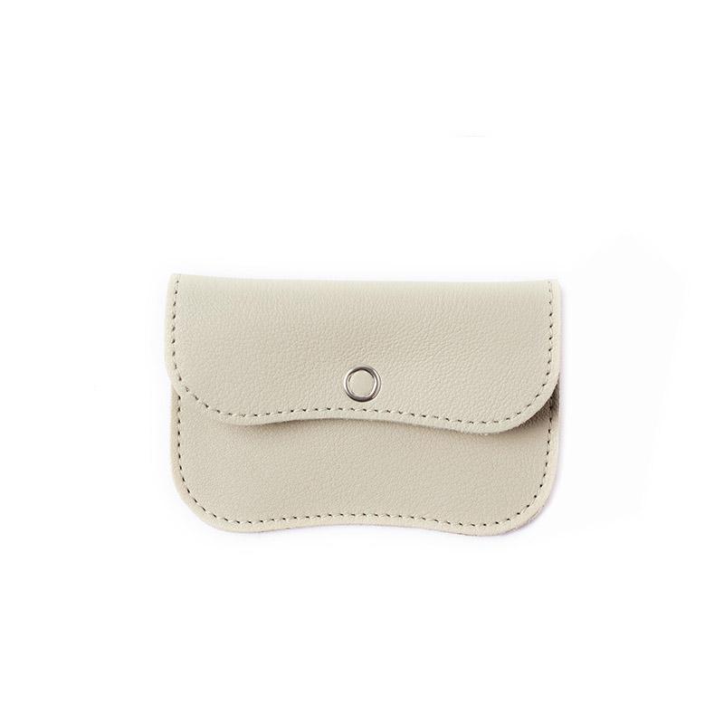 Keecie Geldbeutel aus Leder Mini Me Wallet cement bei Nauli and Stories