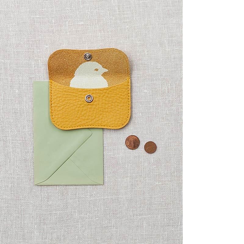 Keecie Geldbeutel aus Leder Mini Me Wallet gelb bei Nauli and Stories