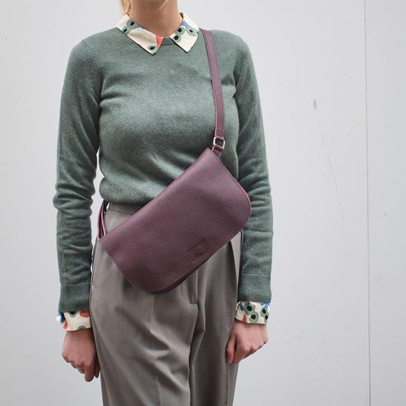 Keecie Handtasche Handtasche aus Leder Aubergine  - Lazy Boy bei Nauli and Stories