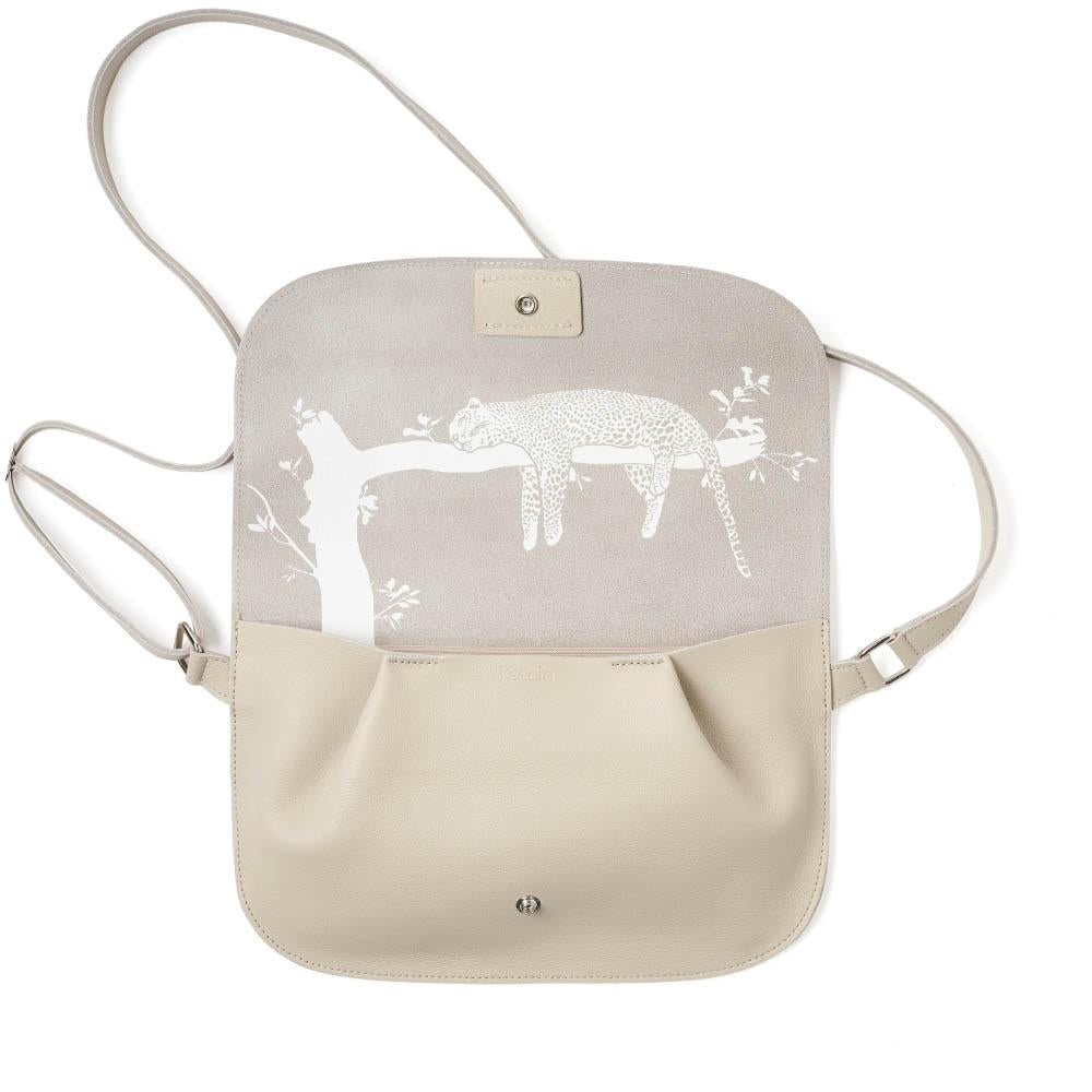 Keecie Handtasche Handtasche aus Leder - Lazy Boy - Zement bei Nauli and Stories