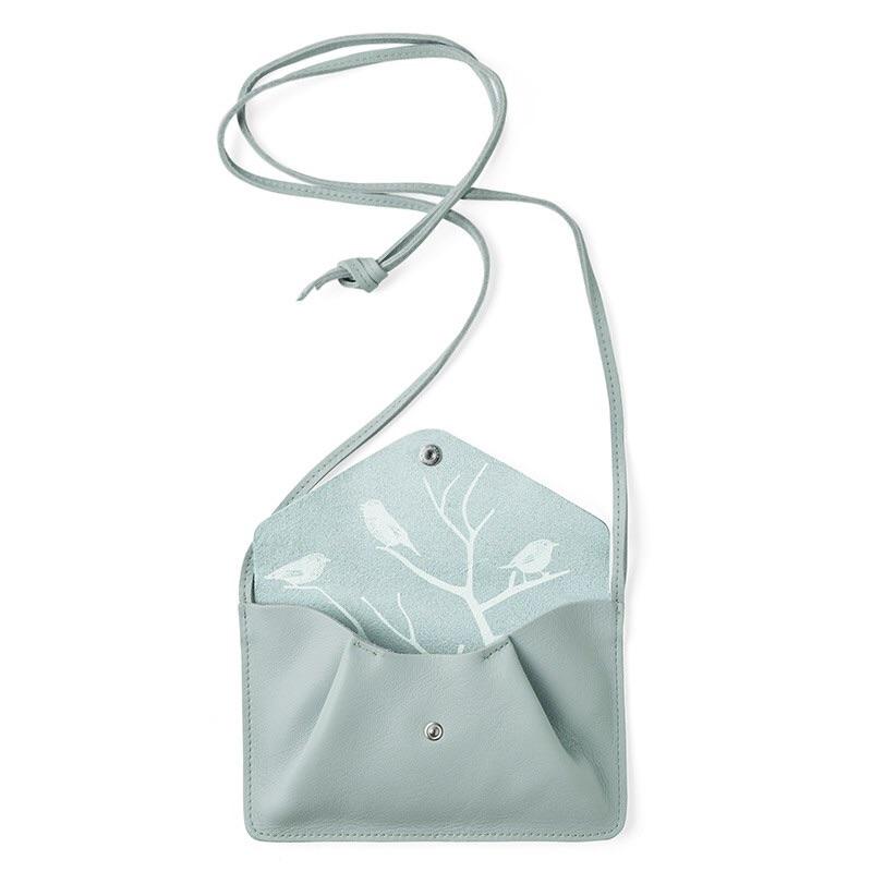 Keecie Handtasche Backing Vocals kleine Ledertasche hellblau / mint bei Nauli and Stories