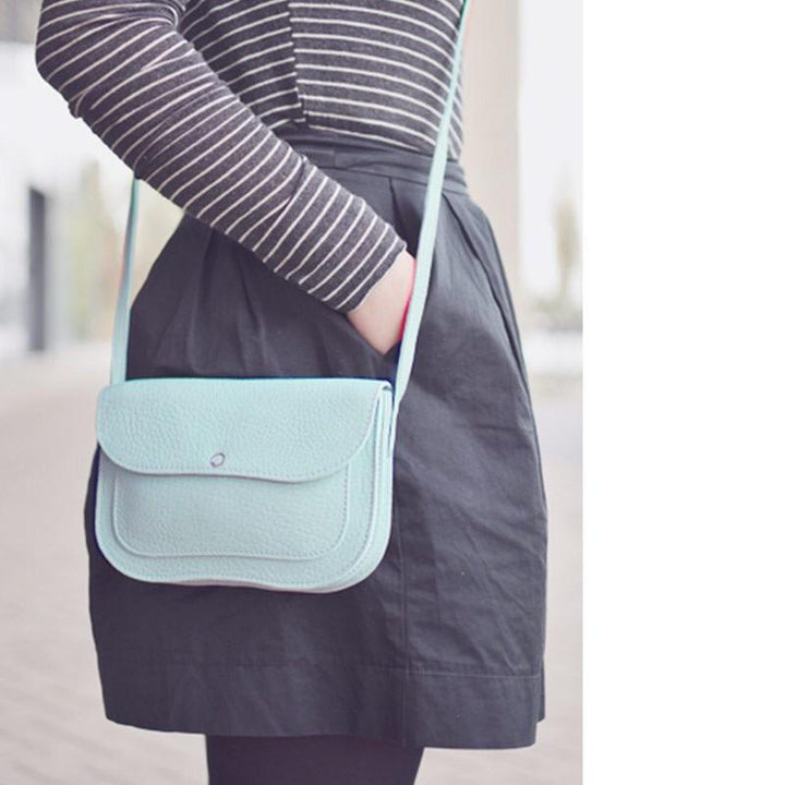 Keecie Handtasche Cat Chase kleine Ledertasche puderrosa bei Nauli and Stories
