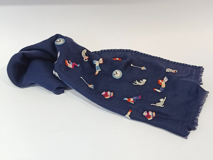 LAÏTEworks Schal Handbestickter Schal aus Kaschmir / Wolle bei Nauli and Stories