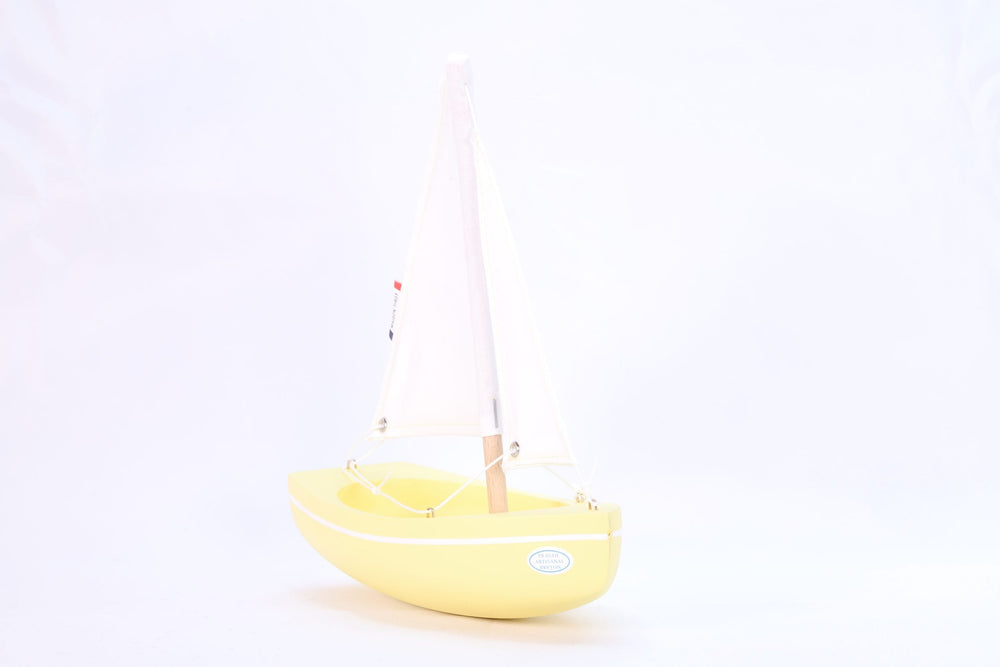 Maison Tirot Holzspielzeug Kleines Segelboot aus Holz - Pen-Guen-gelb - 21 cm