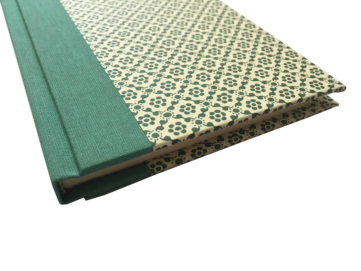 Nauli Adressbuch Adressbuch A6 grafische Blumen grün bei Nauli and Stories
