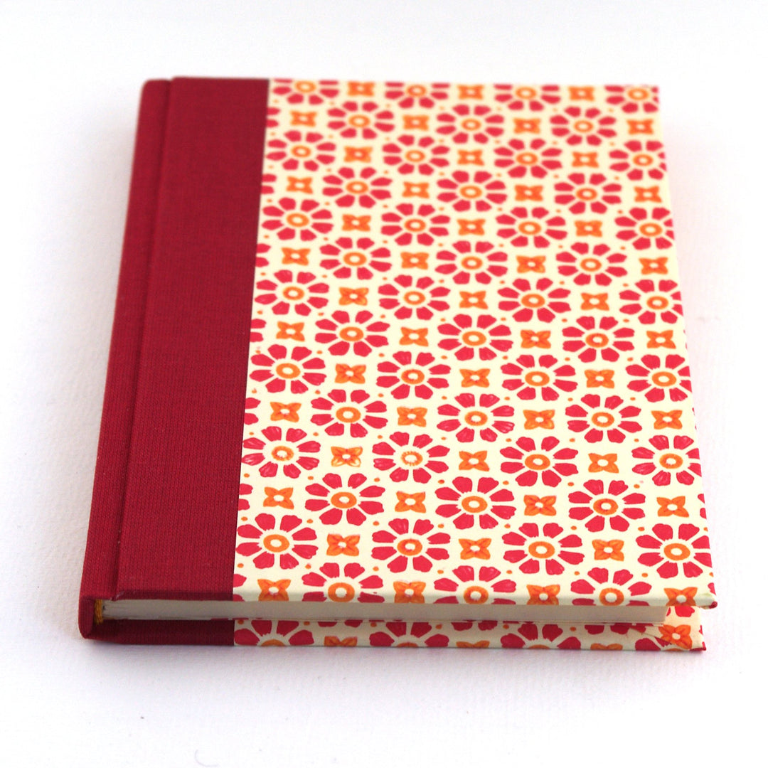 Nauli Adressbuch Adressbuch A6 Stempelblumen rot orange bei Nauli and Stories