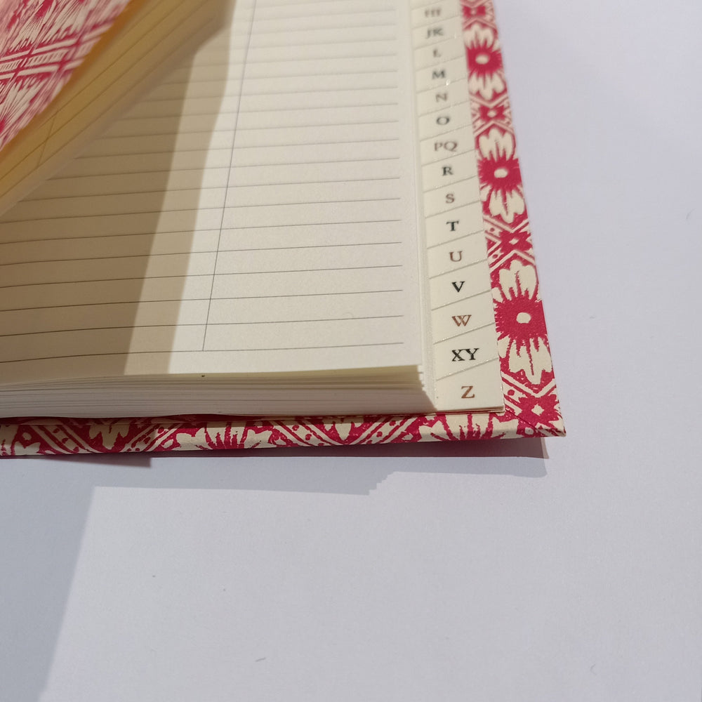 Nauli Adressbuch Adressbuch DIN A6  Java Blumen rot bei Nauli and Stories