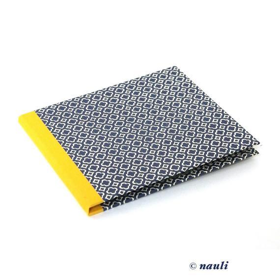 Nauli CD / DVD Hülle für 1 CD CD Hülle / DVD Verpackung -  Quatrefoil blau gelb bei Nauli and Stories
