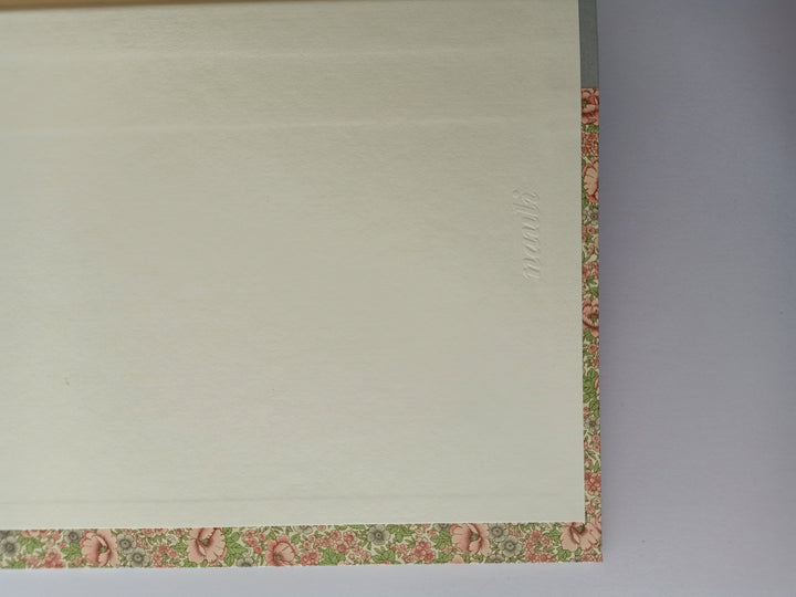 Nauli Fotoalbum L Fotoalbum L Blumenwiese rosa grau bei Nauli and Stories