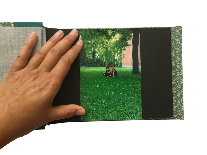 Nauli Fotoalbum M Fotoalbum M Renaissance Ornament grün bei Nauli and Stories