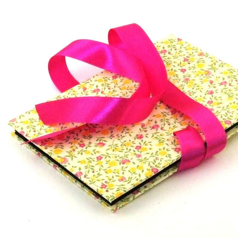 Nauli Leporello Leporello Blumenregen gelb pink bei Nauli and Stories